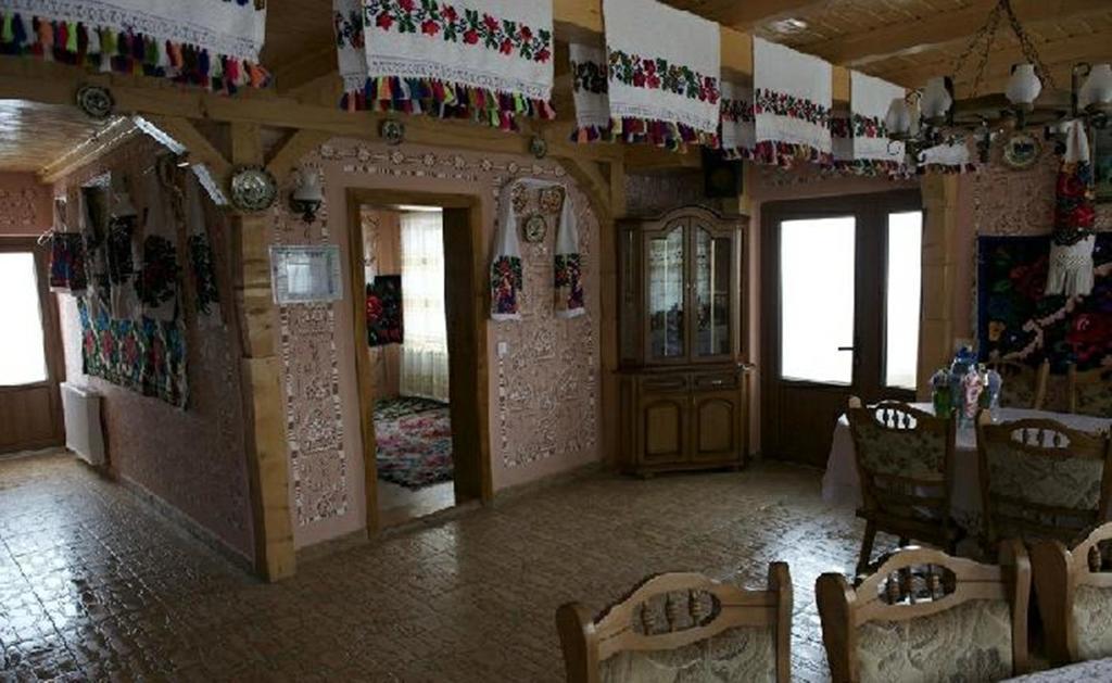 Pensiunea Valea Branzei Nanesti Eksteriør billede